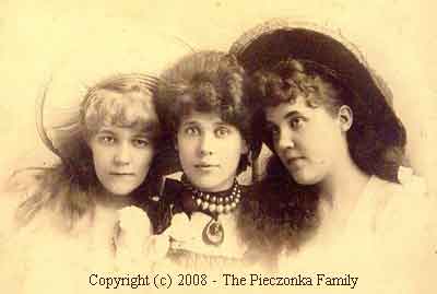 The Pieczonka Sisters Photograph - Albert Pieczonka family photo